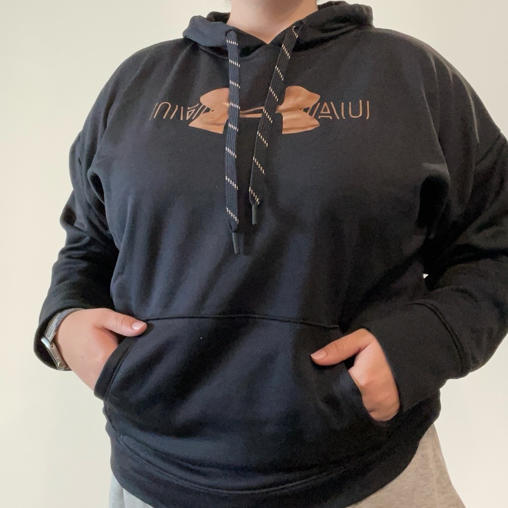 🥀 UNDER ARMOUR 🥀 Rose gold detailed Cozy Hoodie